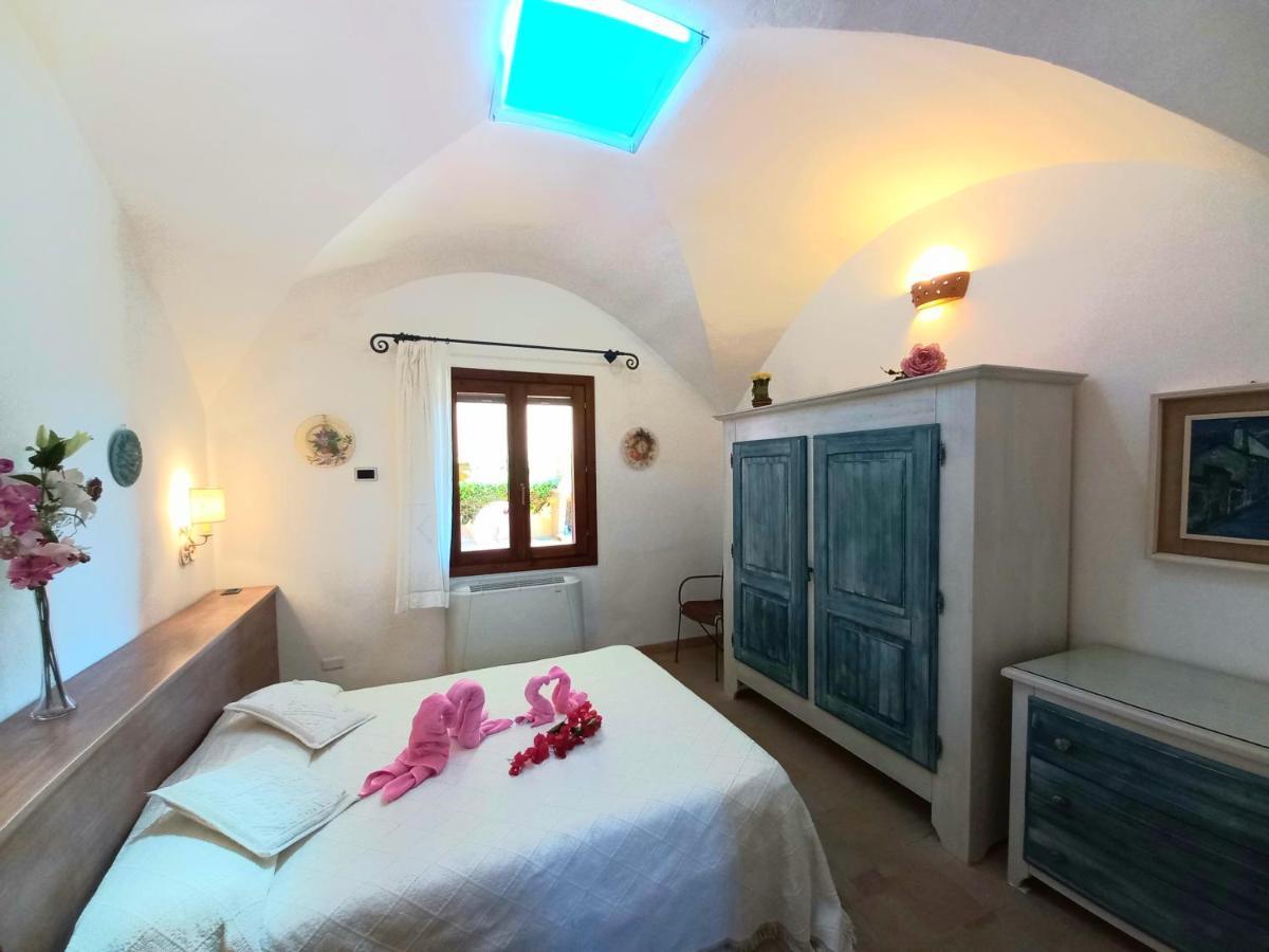 Villa Stella Fronte Mare Porto Frailis Àrbatax Exterior foto