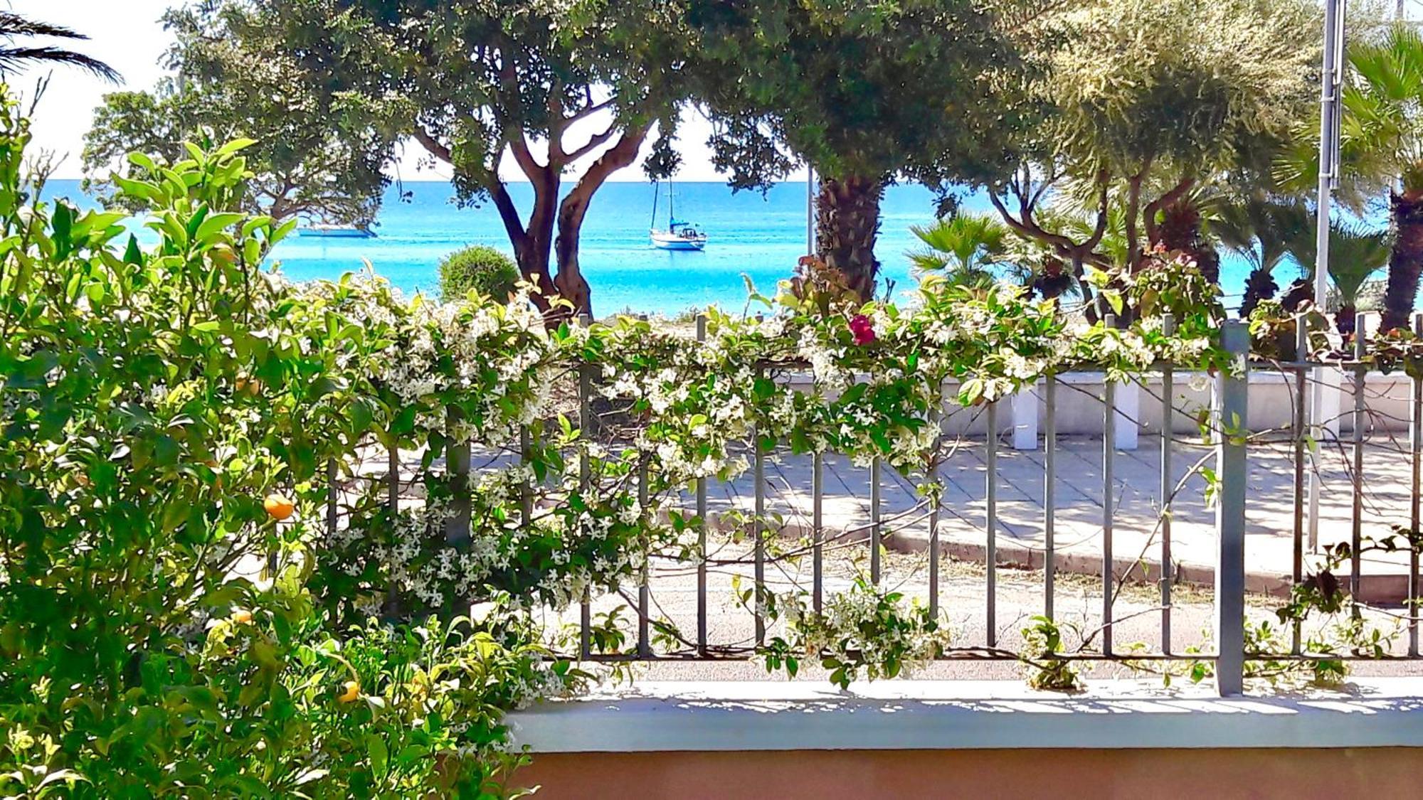 Villa Stella Fronte Mare Porto Frailis Àrbatax Exterior foto